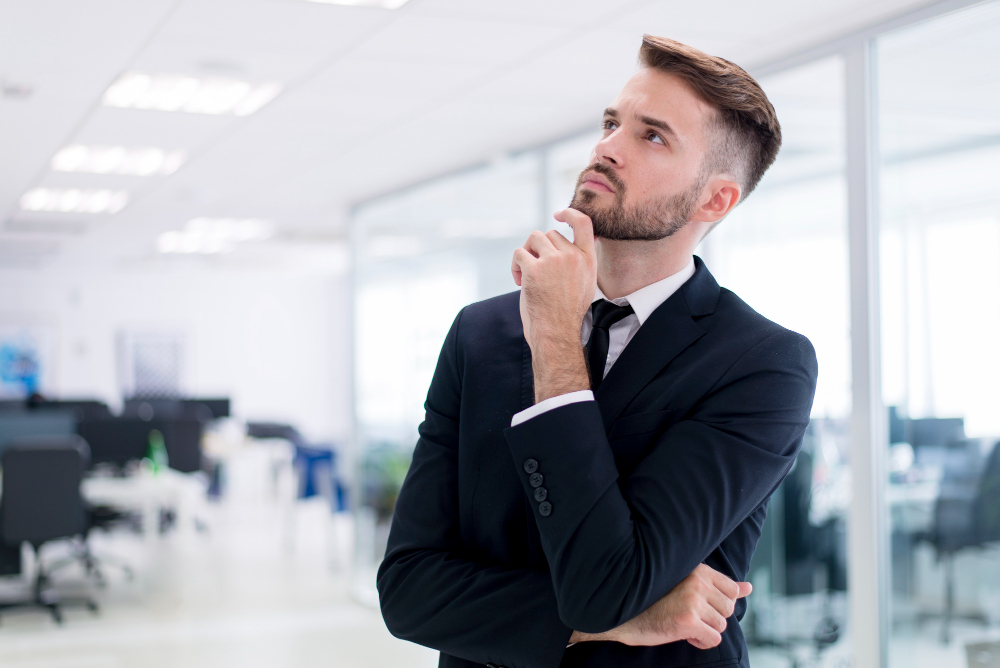 Choosing Between Two Job Offers: What Most Professionals Get Wrong